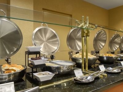 Embassy Hotel Winston-Salem